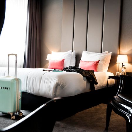 Design Hotel Glow Eindhoven Bagian luar foto