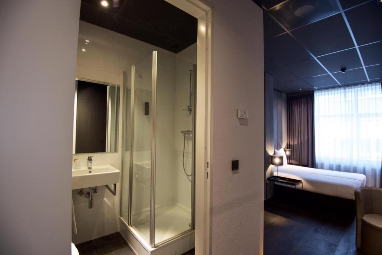 Design Hotel Glow Eindhoven Bagian luar foto