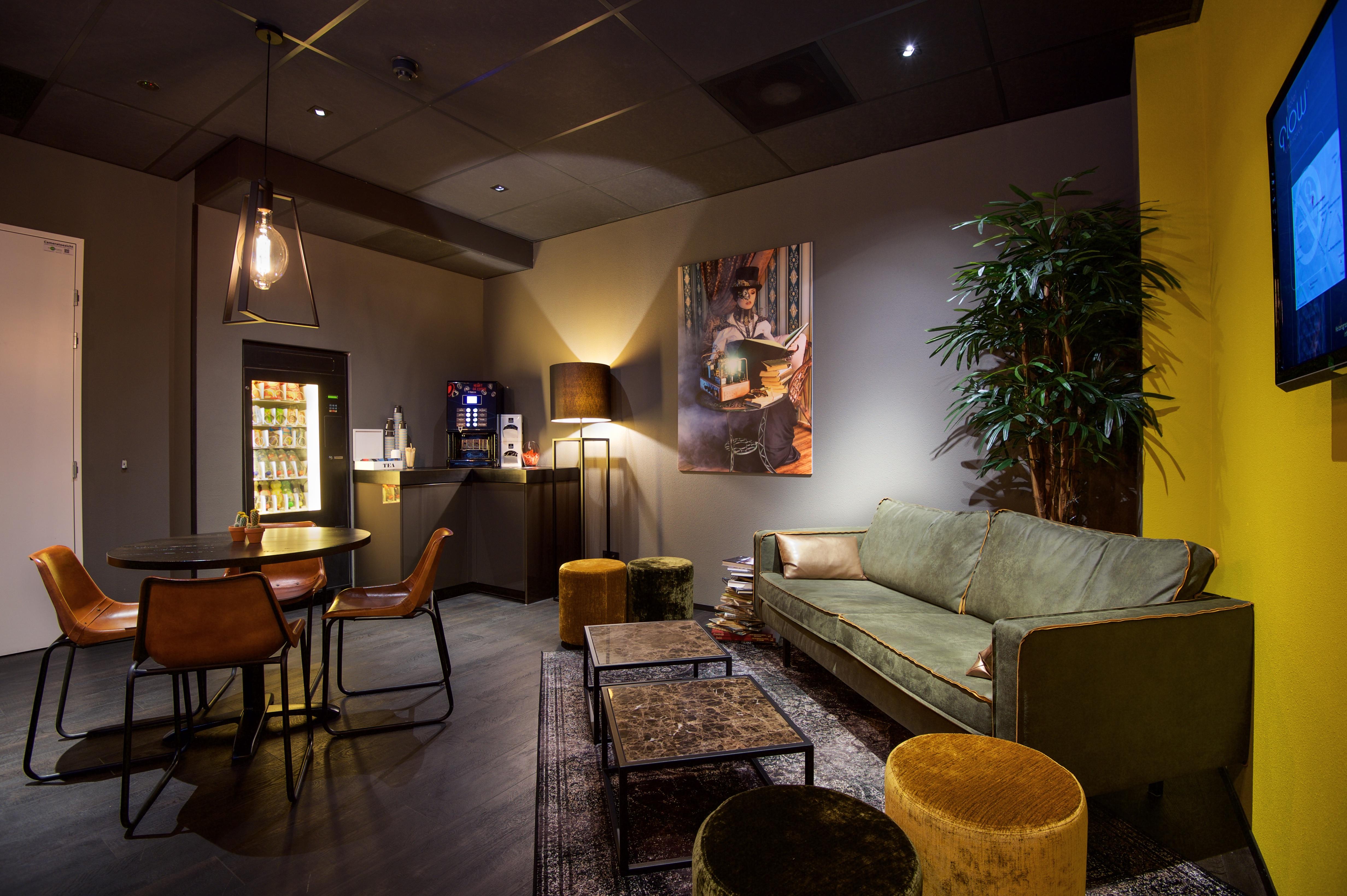 Design Hotel Glow Eindhoven Bagian luar foto