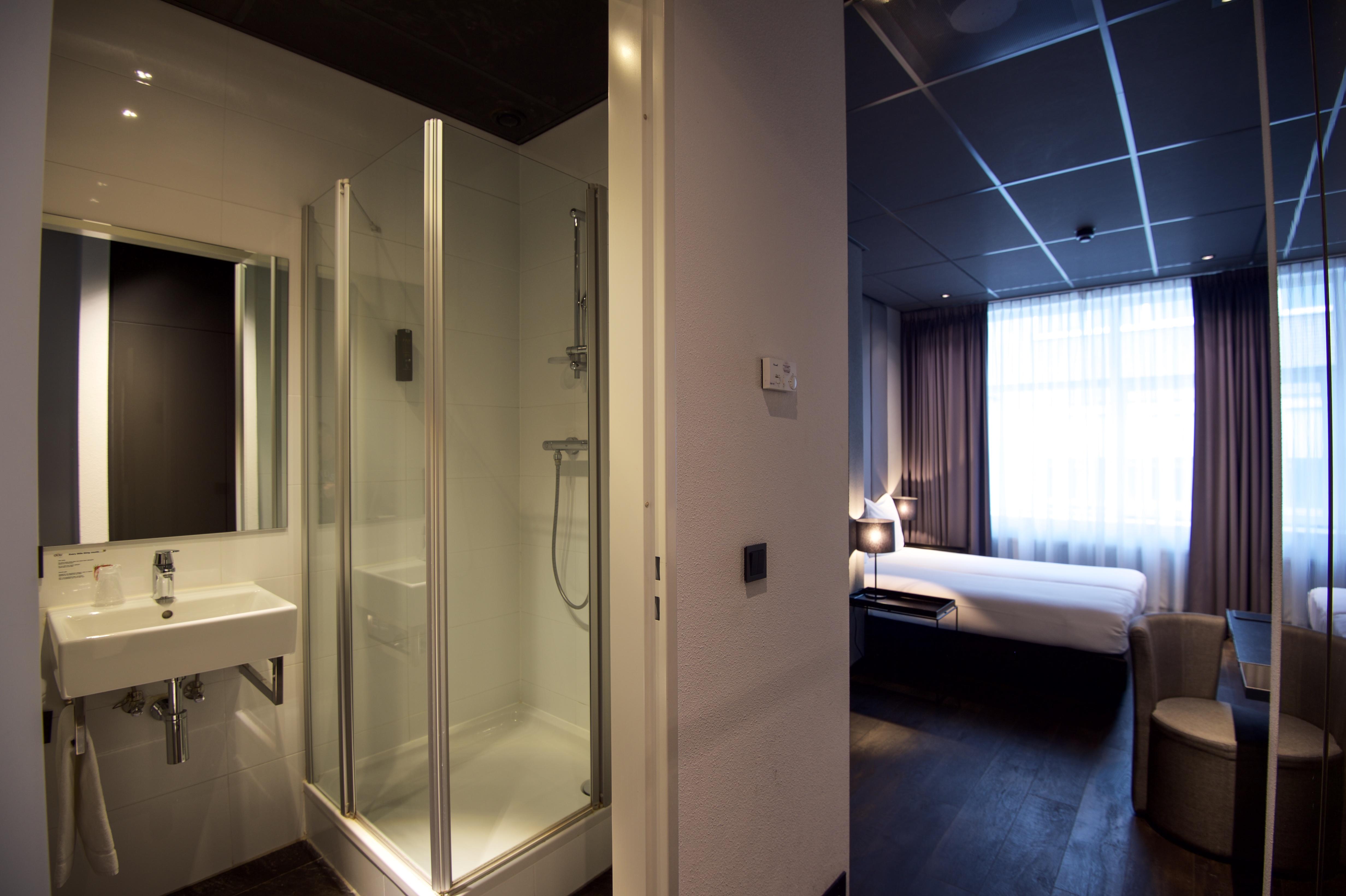 Design Hotel Glow Eindhoven Bagian luar foto