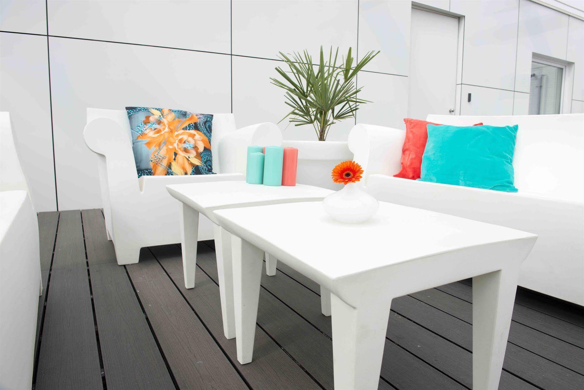 Design Hotel Glow Eindhoven Bagian luar foto
