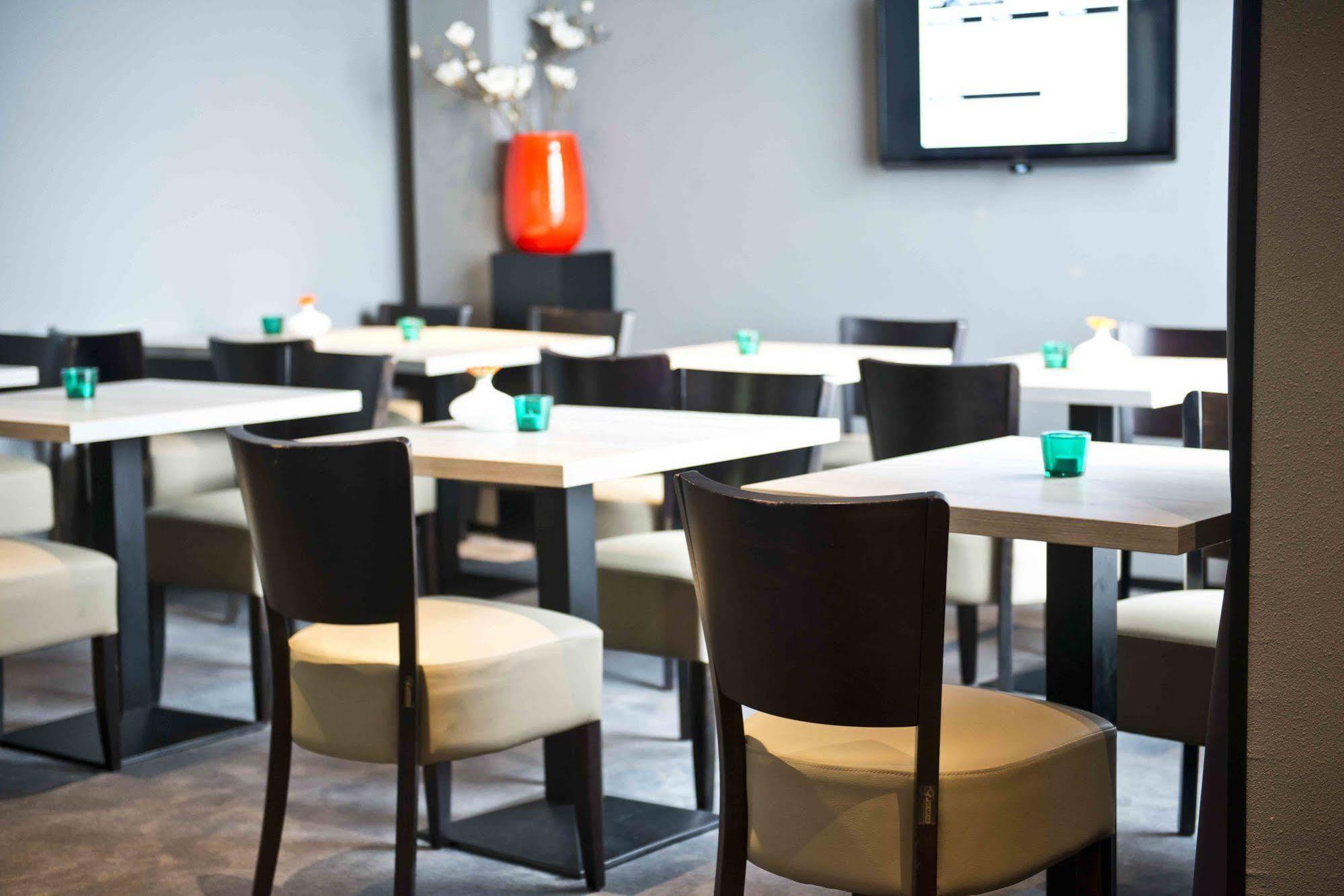 Design Hotel Glow Eindhoven Bagian luar foto
