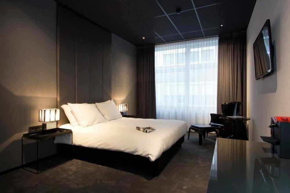 Design Hotel Glow Eindhoven Bagian luar foto