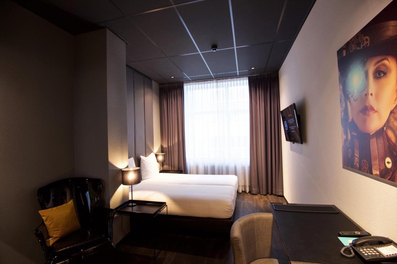 Design Hotel Glow Eindhoven Bagian luar foto